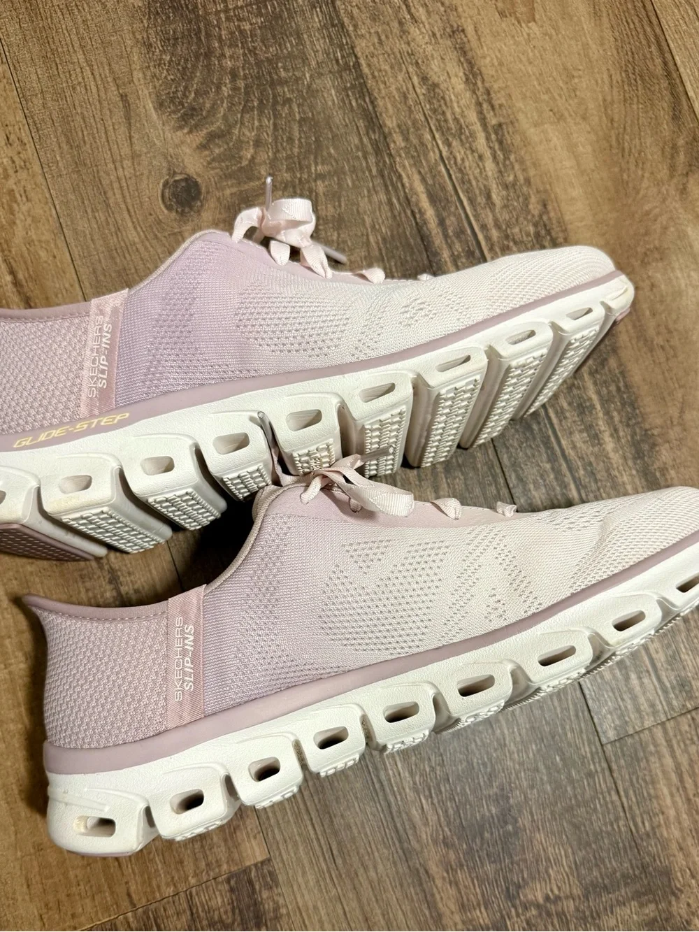 Light Pink Women's Glide-Step slip in Skechers